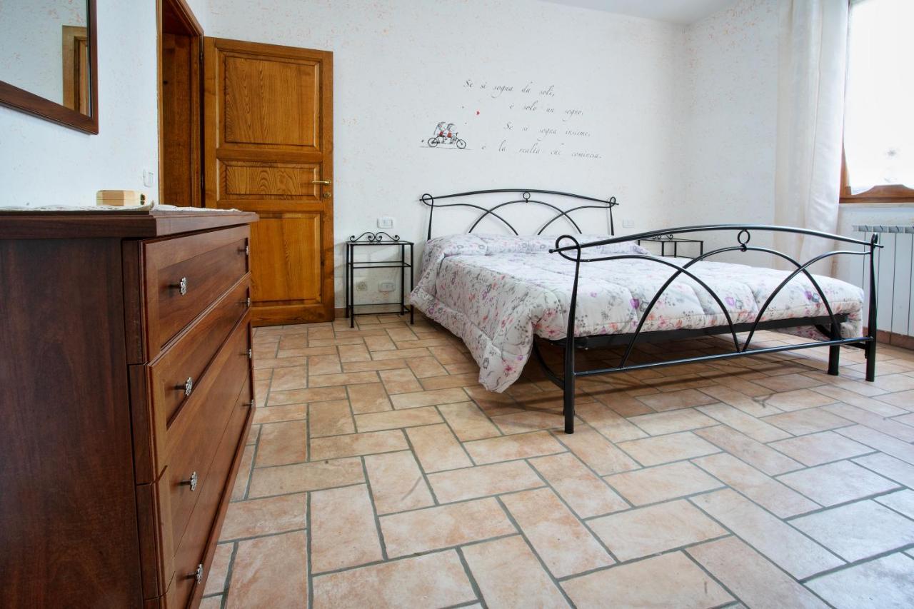 La Casa Dei Nonni Appartement Montepulciano Stazione Buitenkant foto